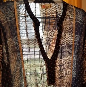 💜💜 $6 ea Junior's Sheer Blouse💜💜